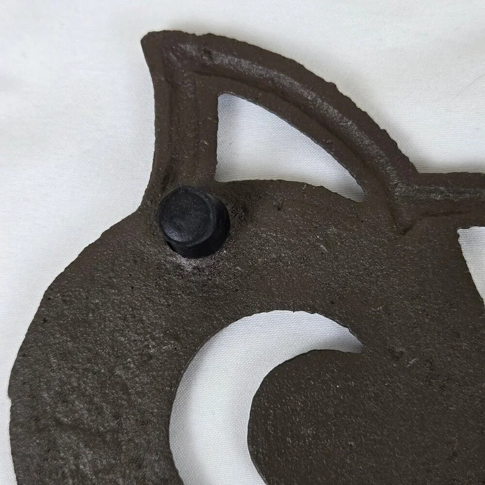 Pair of Cast Iron Owl Trivets Vintage Metal Hot Pots Dishes Kitchen Dining Decor